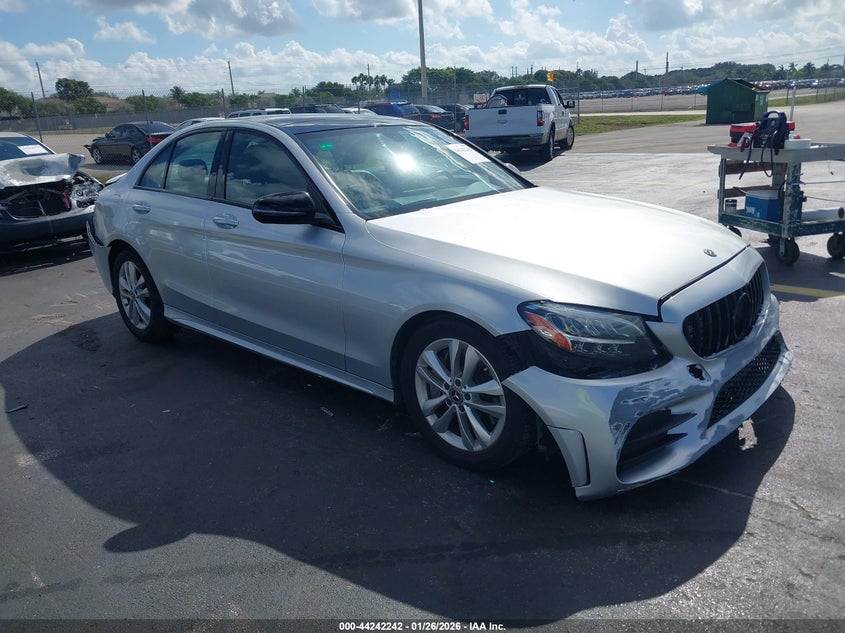 2020 Mercedes-Benz C 300