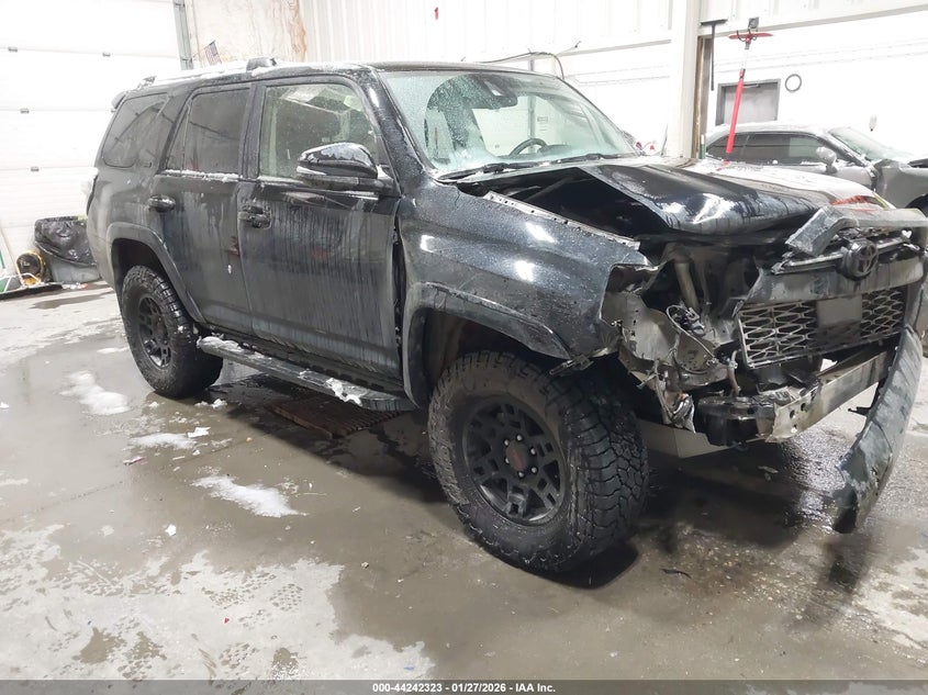 TOYOTA 4RUNNER SR5 PREMIUM