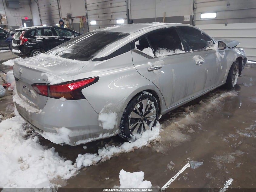 2022 Nissan Altima Sv Fwd