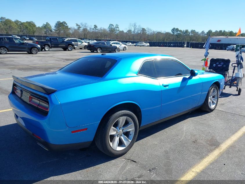 2023 Dodge Challenger Sxt