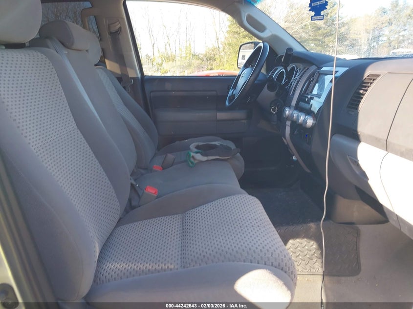 2010 Toyota Tundra Grade 5.7L V8