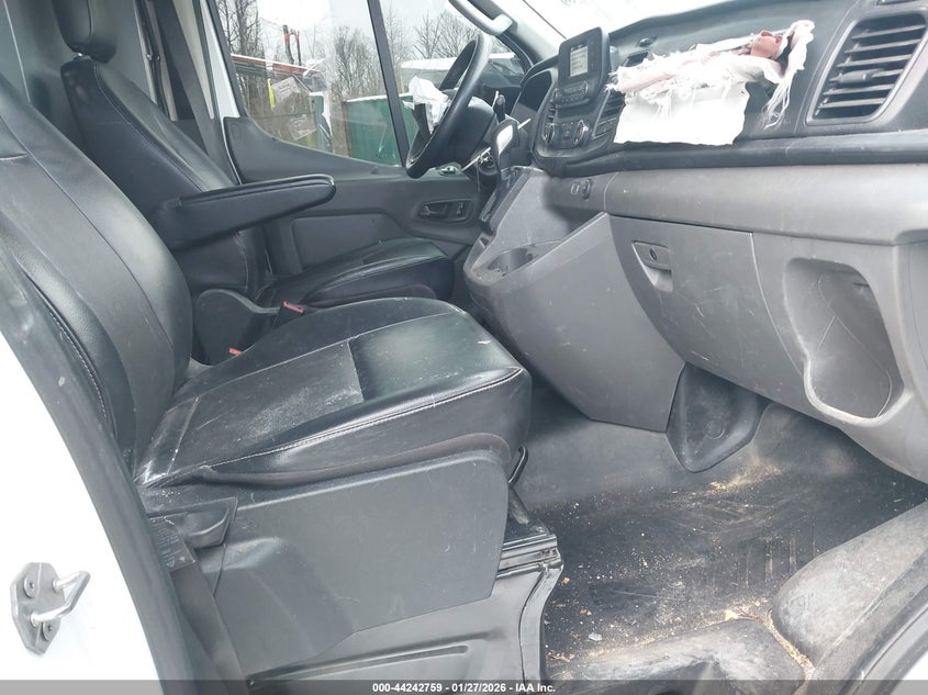 2021 Ford Transit-250