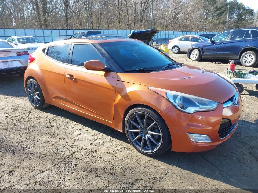 2013 Hyundai Veloster Base W/Black