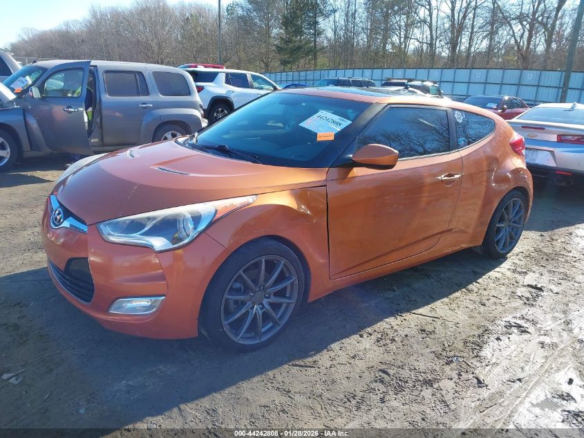 2013 Hyundai Veloster Base W/Black