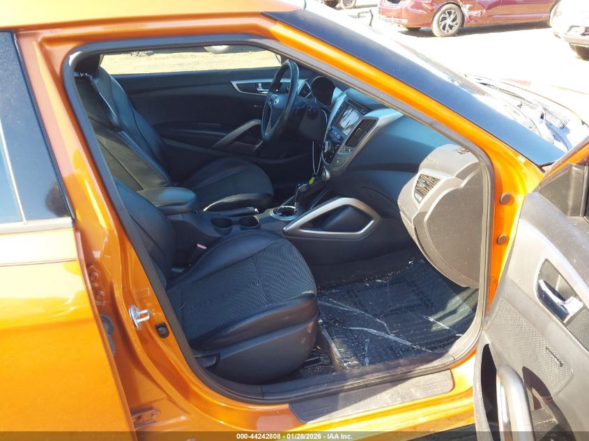 2013 Hyundai Veloster Base W/Black