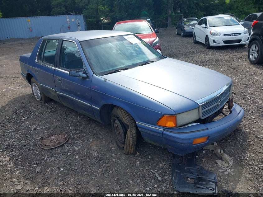 1B3XA46K1NF176704 DODGE SPIRIT Photo 1