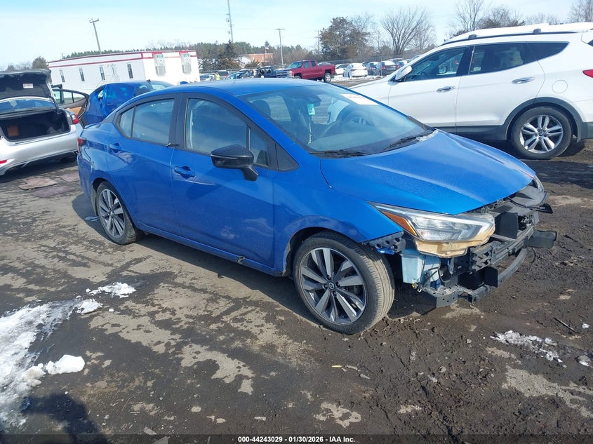 2020 NISSAN VERSA SR XTRONIC CVT