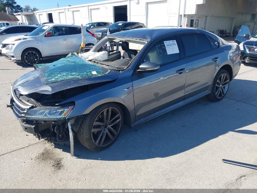 2018 Volkswagen Passat 2.0T R-Line/2.0T S