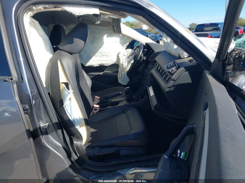 2018 Volkswagen Passat 2.0T R-Line/2.0T S