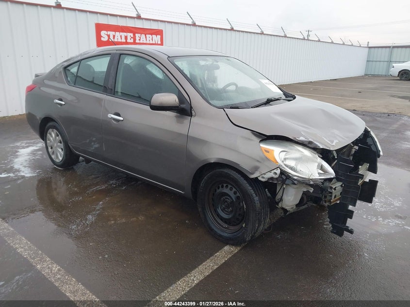 2014 Nissan Versa 1.6 Sv