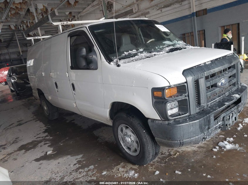 FORD E-350 COMMERCIAL