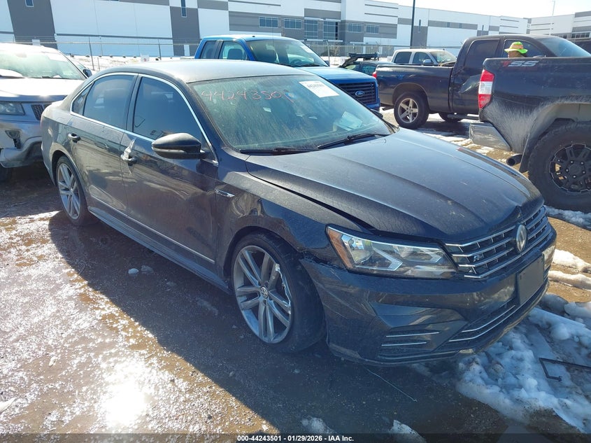 2017 Volkswagen Passat 1.8T R-Line