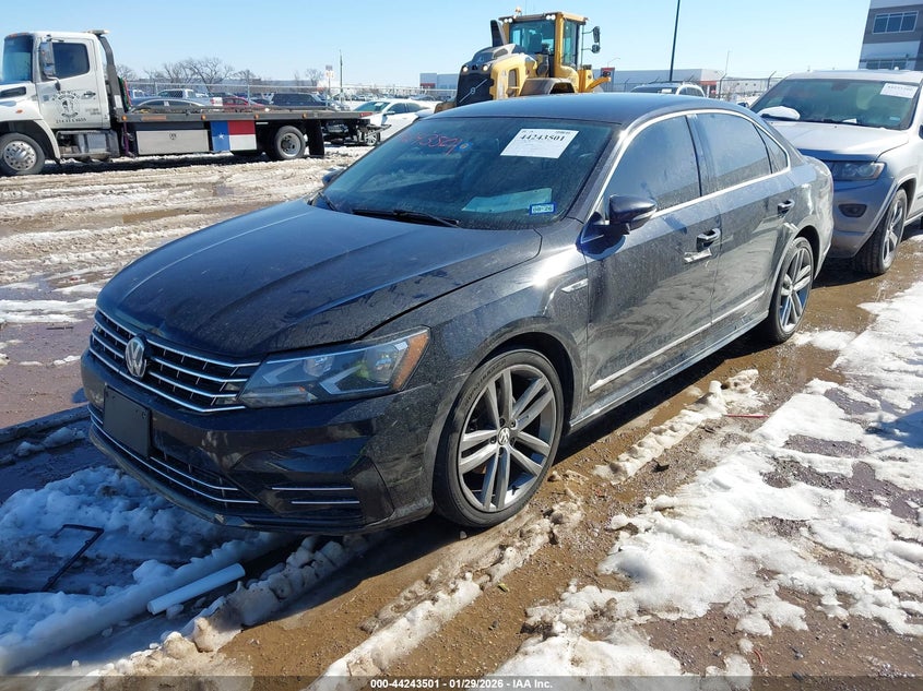 2017 Volkswagen Passat 1.8T R-Line
