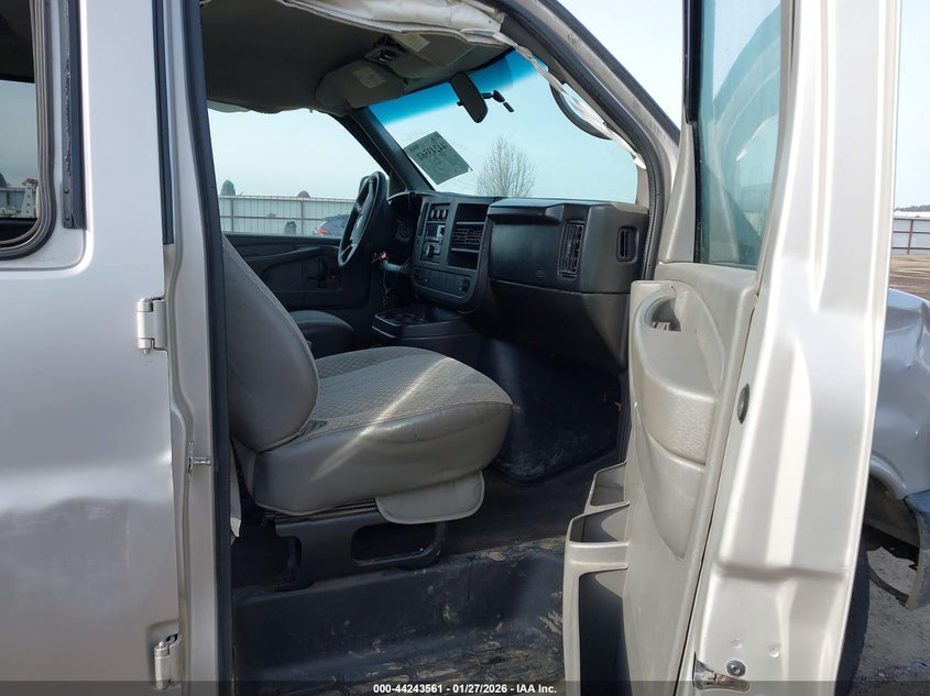 2008 Chevrolet Express Ls