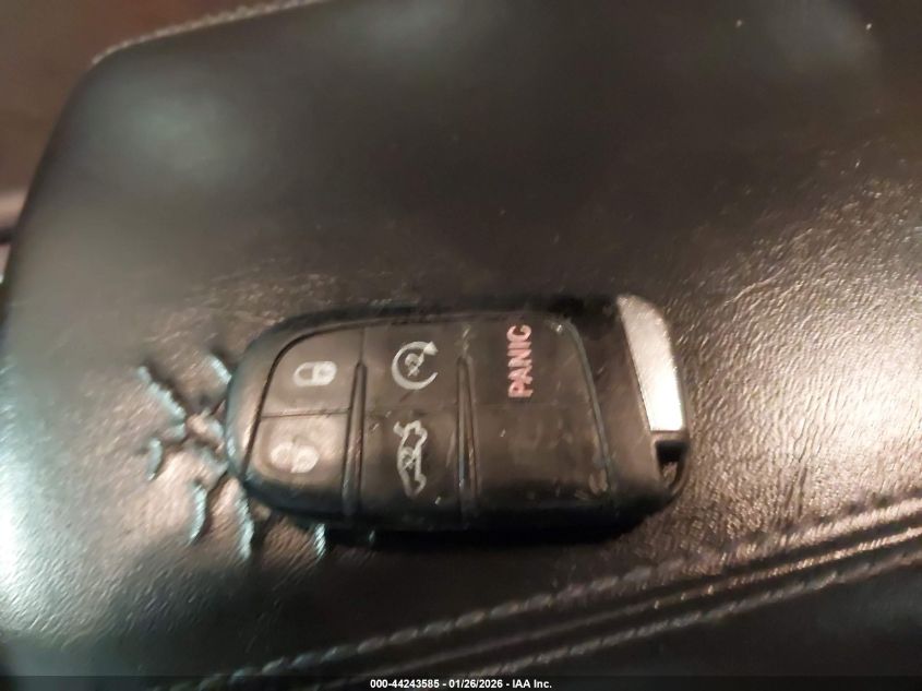 2015 Chrysler 200 S VIN: 1C3CCCBB1FN712327 Lot: 44243585