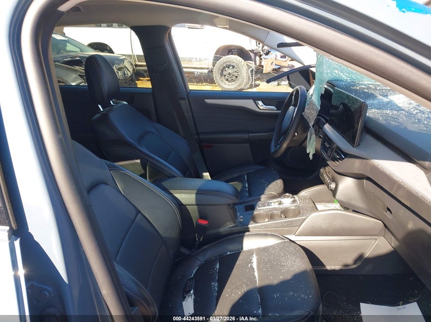 2025 Ford Escape Platinum