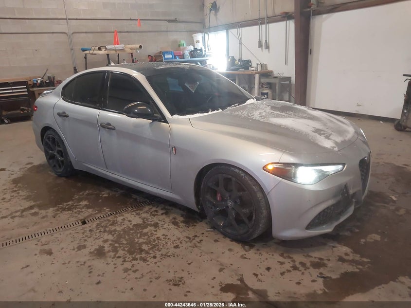 2020 ALFA ROMEO GIULIA TI