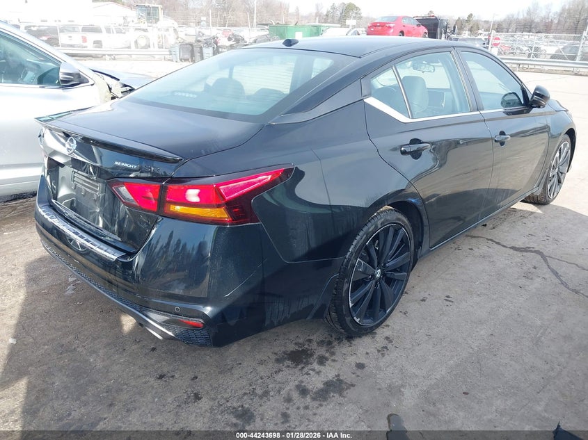 2022 Nissan Altima Sr Fwd