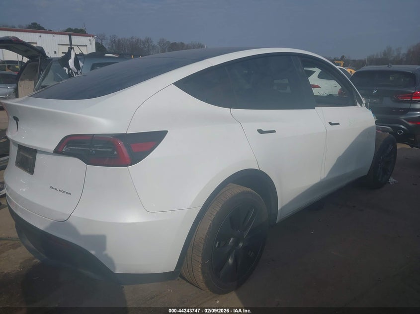 2025 Tesla Model Y Long Range Dual Motor All-Wheel Drive