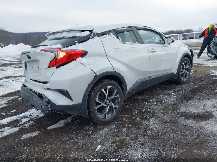 2021 Toyota C-Hr Xle
