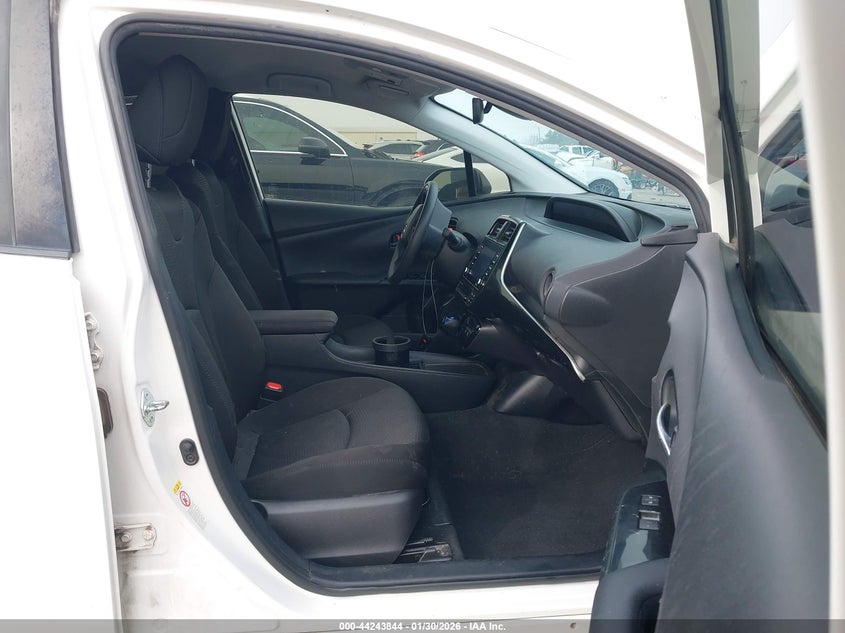 2021 Toyota Prius Le