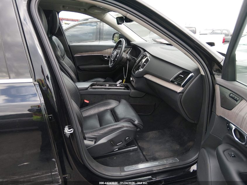 2021 Volvo Xc90 Recharge Plug-In Hybrid T8 Inscription 7 Passenger