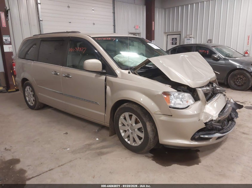2016 Chrysler Town & Country Touring