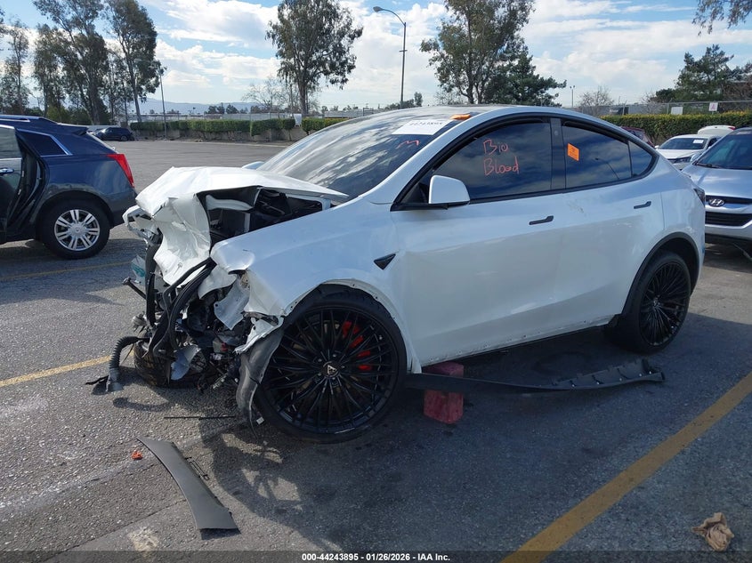 2022 Tesla Model Y Performance Dual Motor All-Wheel Drive