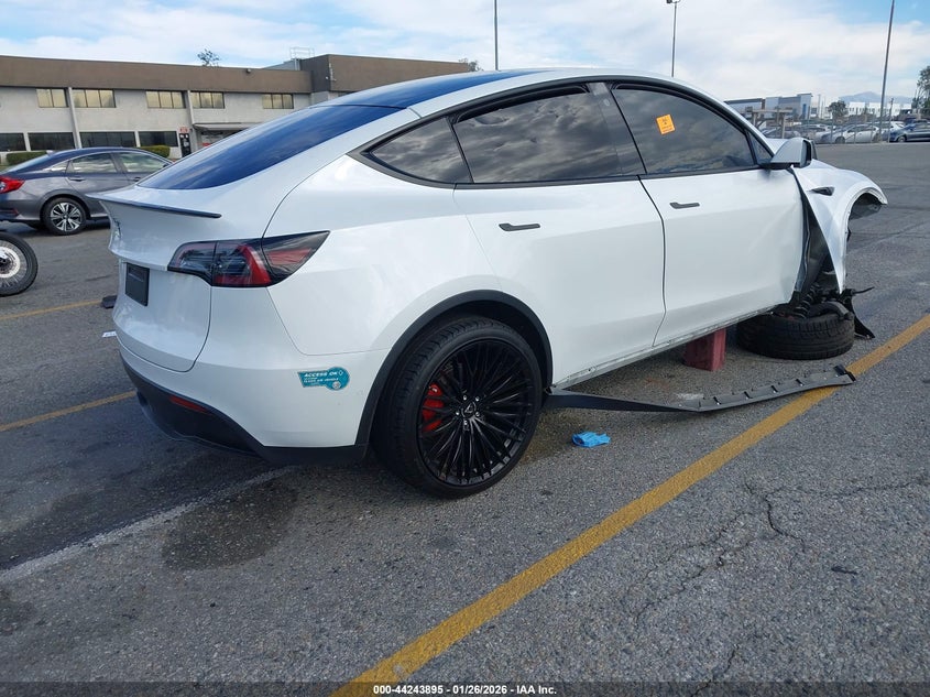 2022 Tesla Model Y Performance Dual Motor All-Wheel Drive