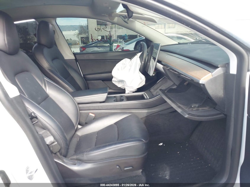 2022 Tesla Model Y Performance Dual Motor All-Wheel Drive