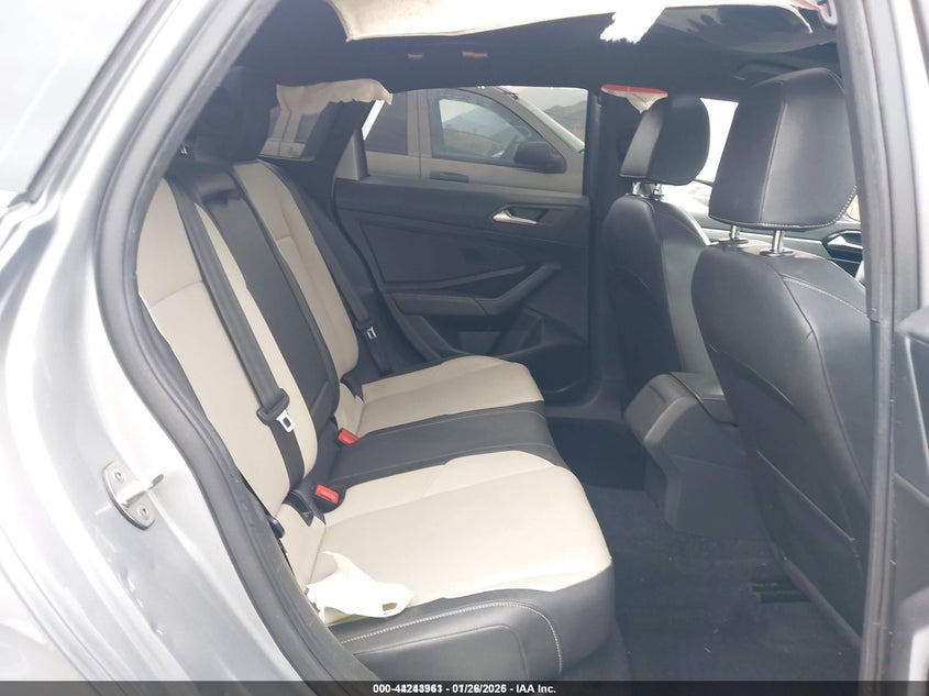 2019 VOLKSWAGEN JETTA 1.4T R-LINE/1.4T S/1.4T SE — Photo 8