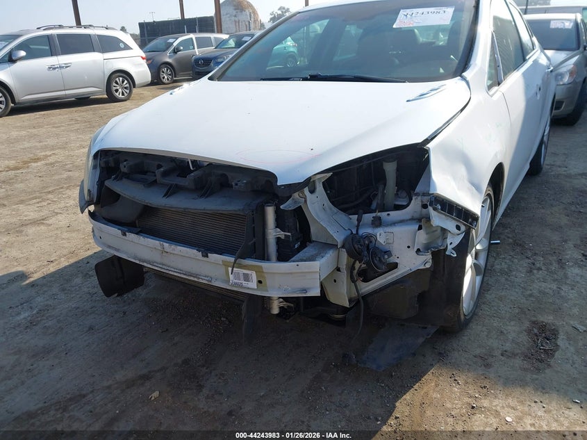 2013 BUICK VERANO auction photo 6