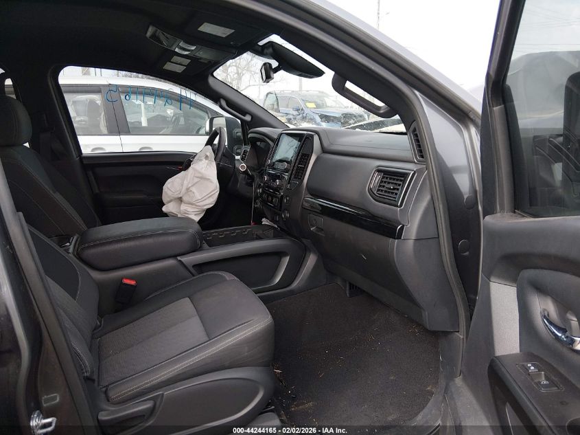 2023 Nissan Titan Sv 4X4