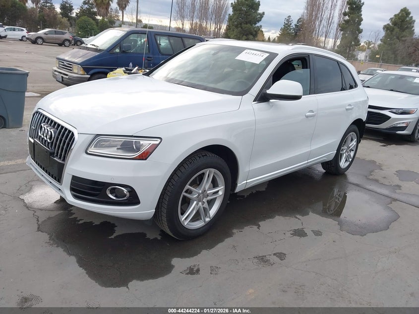 Vin: wa1lfafp9fa055582, lot: 44740378, audi q5 2.0t premium 20152
