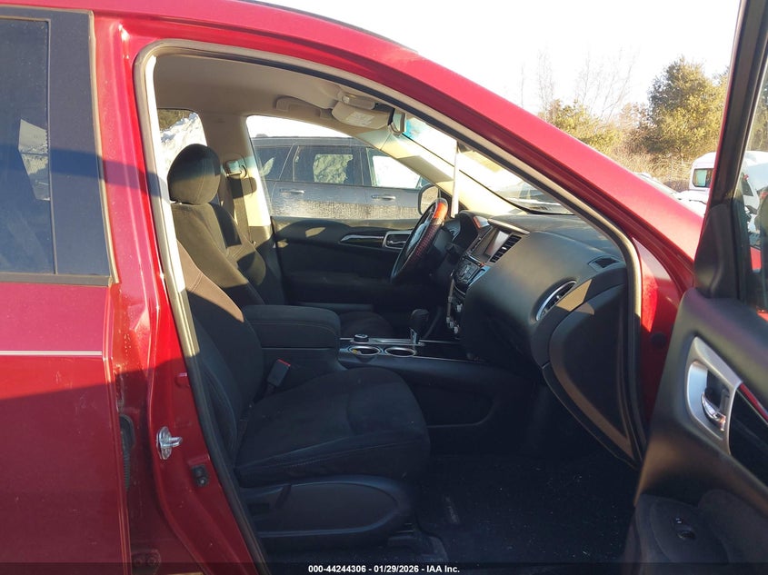 2015 Nissan Pathfinder Sv