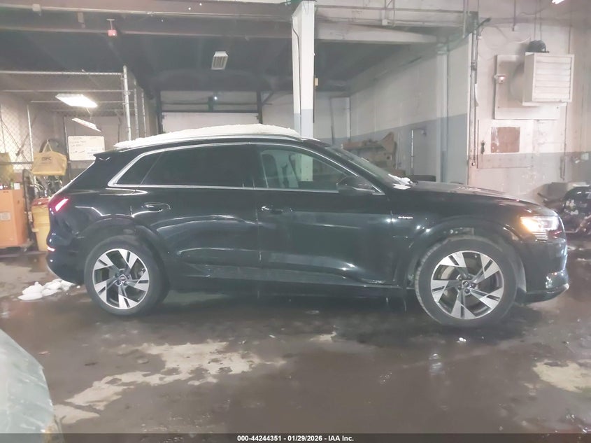 2023 Audi E-Tron Premium Quattro VIN: WA1AAAGE3PB004755 Lot: 44244351