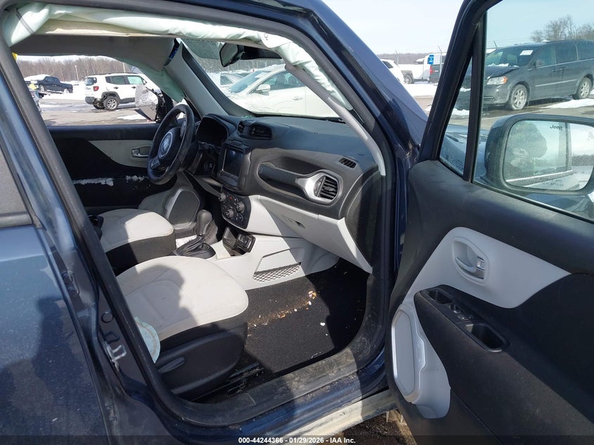 2021 Jeep Renegade Latitude Fwd