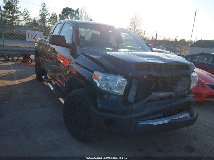 2017 TOYOTA TUNDRA SR 4.6L V8