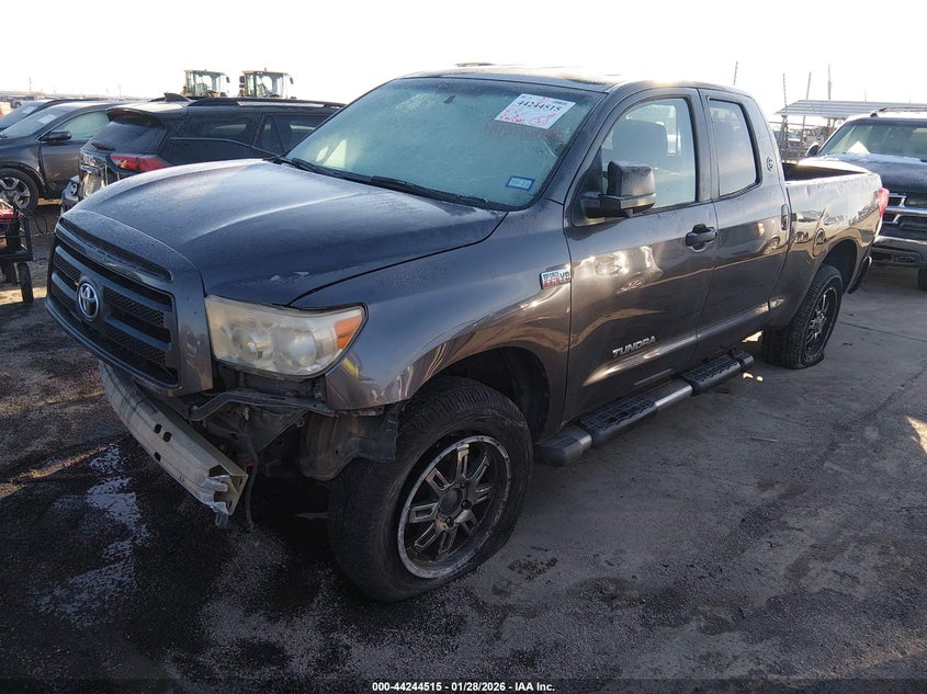 2013 Toyota Tundra Grade 5.7L V8