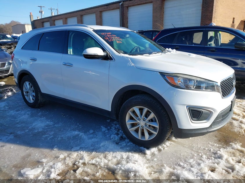 2017 KIA SORENTO 2.4L LX