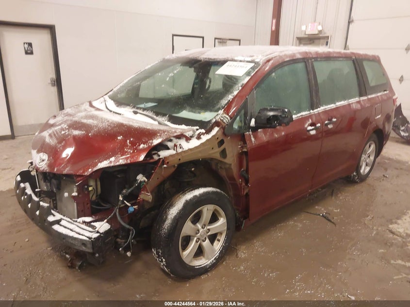 2015 Toyota Sienna L 7 Passenger