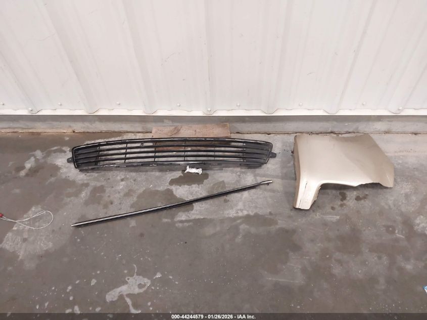 2013 Toyota Corolla Le VIN: 5YFBU4EE5DP213773 Lot: 44244579