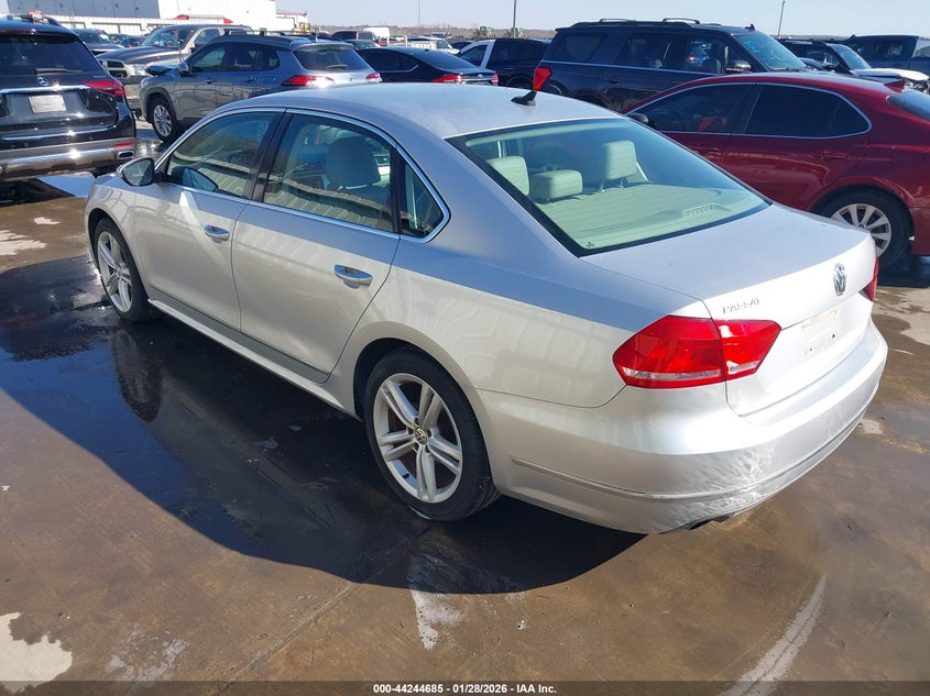 2012 Volkswagen Passat 2.0L Tdi Se