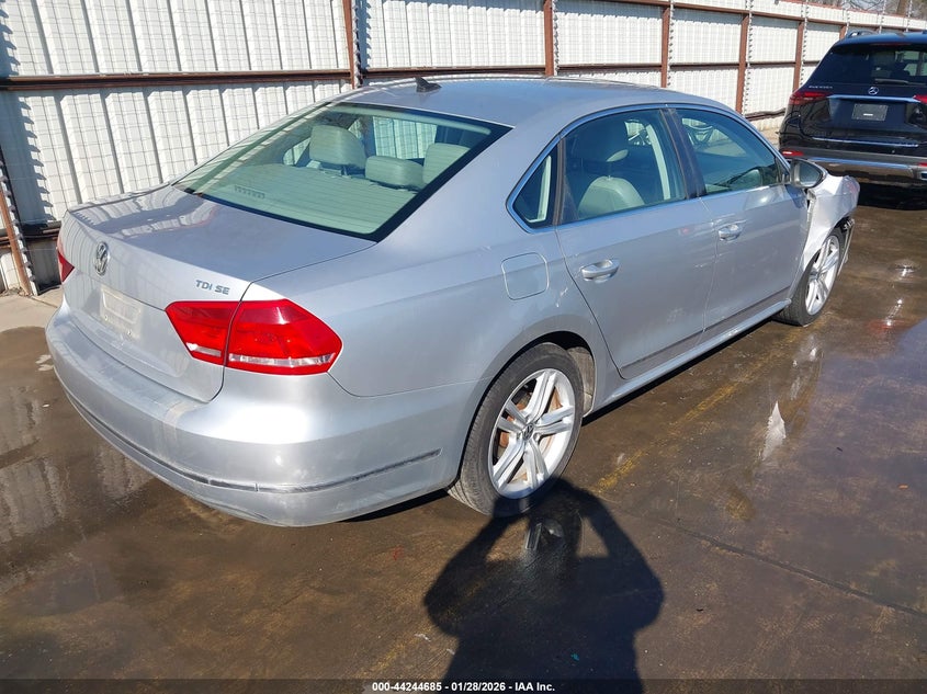 2012 Volkswagen Passat 2.0L Tdi Se