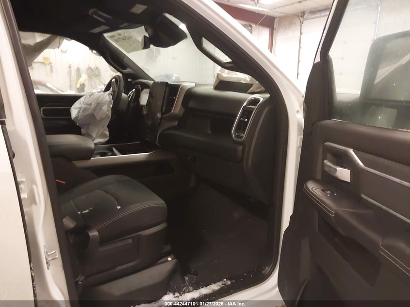 2026 Ram 2500 Big Horn 4X4 8' Box