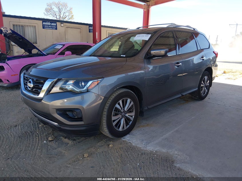 2020 Nissan Pathfinder S 2Wd