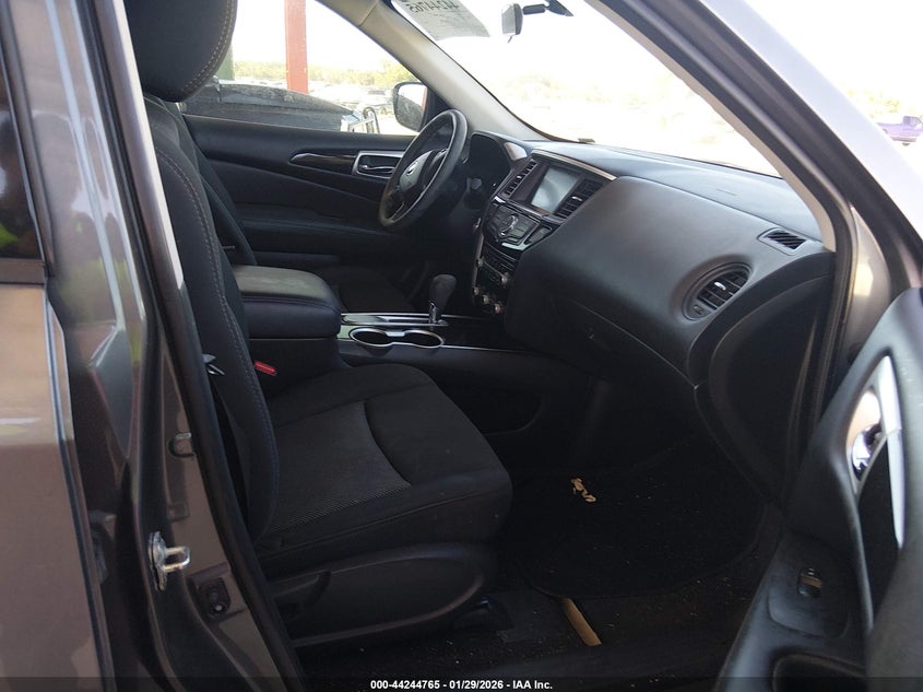 2020 Nissan Pathfinder S 2Wd