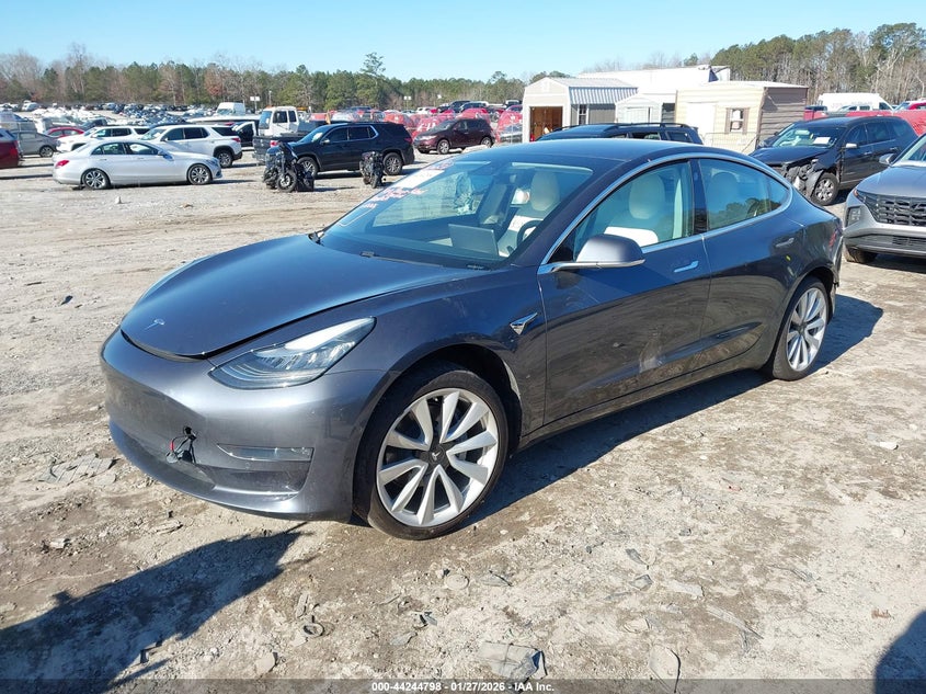 2018 Tesla Model 3 Long Range/Mid Range