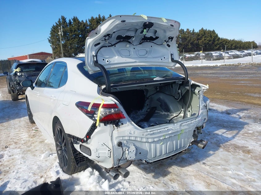 2022 Toyota Camry Xse V6