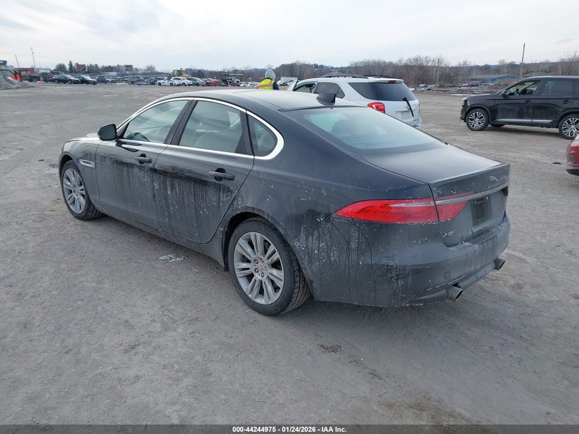 Vin: sajbd4bv7hcy34551, lot: 44741129, jaguar xf 35t premium 20173